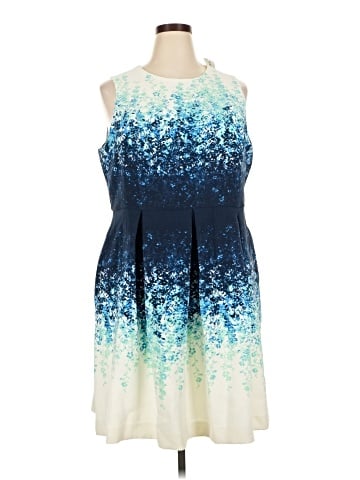 Carmen Marc Valvo Cocktail Dress (view 1)