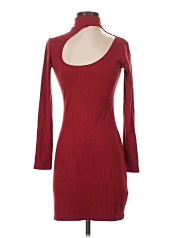 Urban Outfitters Casual Dress (view 1)