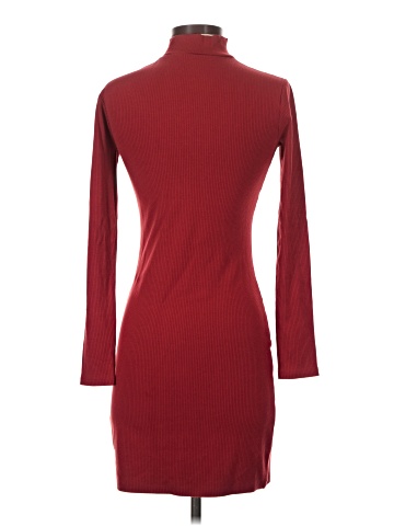 Urban Outfitters Casual Dress (view 2)