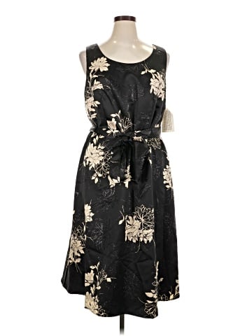 Jessica Howard Casual Dress (view 1)