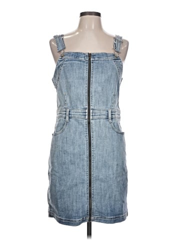 American Eagle Outfitters Casual Dress (view 1)