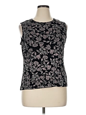 Ronni Nicole Sleeveless Blouse (view 1)