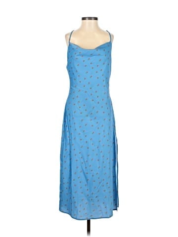 Urban Outfitters Casual Dress (view 1)