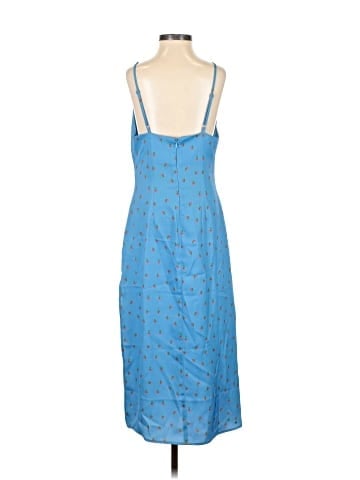 Urban Outfitters Casual Dress (view 2)