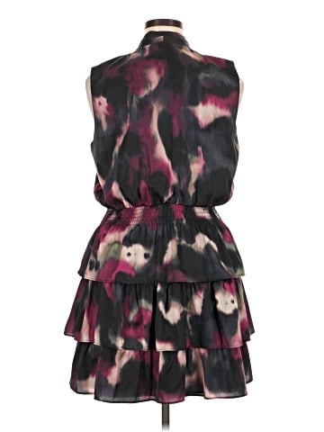 Socialite Sleeveless Top (view 2)