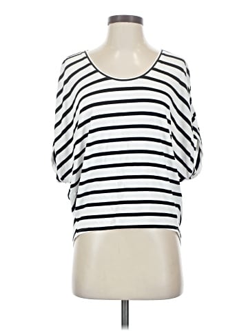 White House Black Market 3/4 Sleeve T-Shirt (view 1)