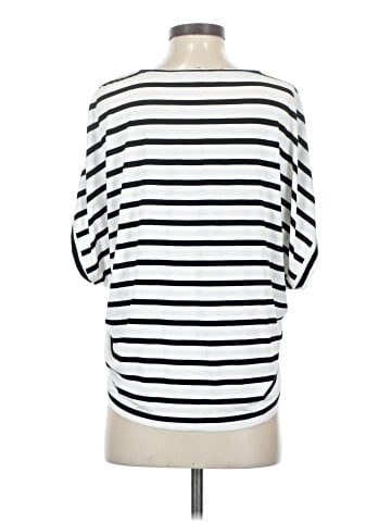 White House Black Market 3/4 Sleeve T-Shirt (view 2)