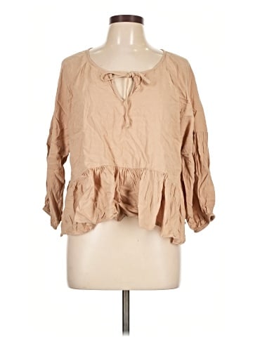 American Eagle Outfitters 3/4 Sleeve Blouse (view 1)