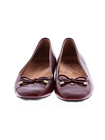 Vionic Flats (view 2)
