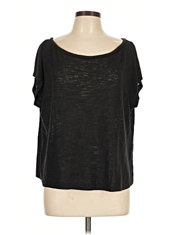 Victoria's Secret Short Sleeve T-Shirt (view 1)