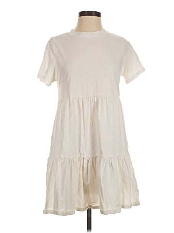 Old Navy Casual Dress (view 1)