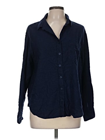Maurices Long Sleeve Button-Down Shirt (view 1)