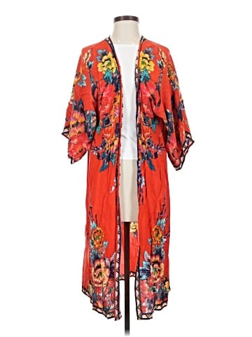 Flying Tomato Kimono (view 1)