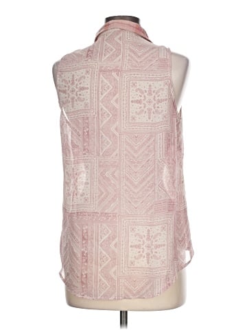 Maurices Sleeveless Button-Down Shirt (view 2)