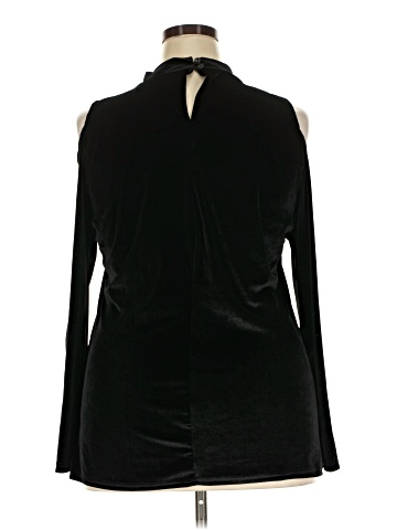 Rouge Sleeveless Top (view 2)