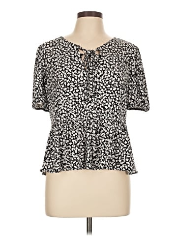 CeCe Short Sleeve Blouse (view 1)