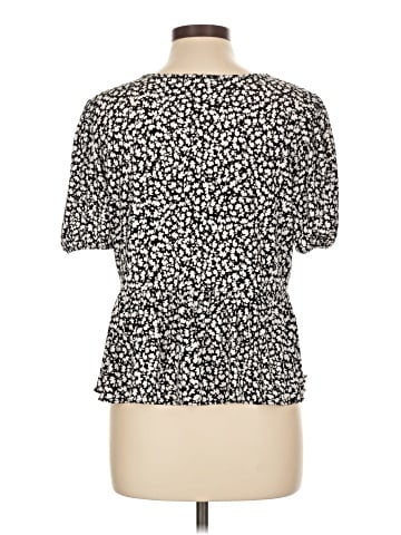 CeCe Short Sleeve Blouse (view 2)