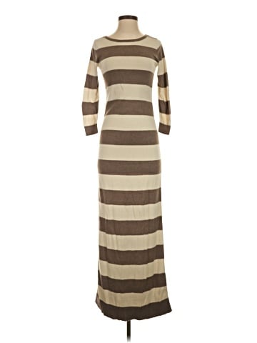 Old Navy Casual Dress (view 1)