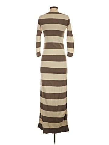 Old Navy Casual Dress (view 2)