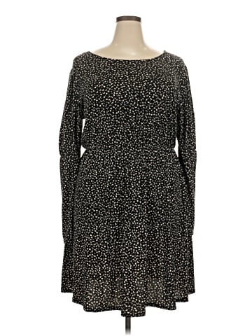 Molly & Isadora Casual Dress (view 1)