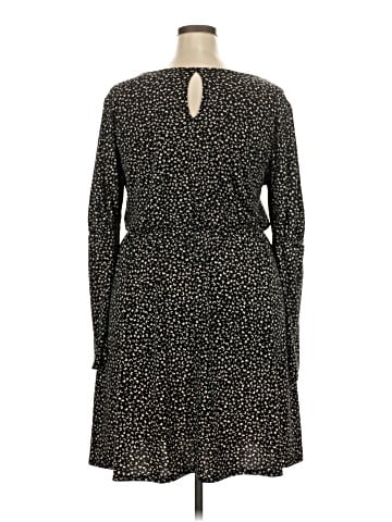 Molly & Isadora Casual Dress (view 2)