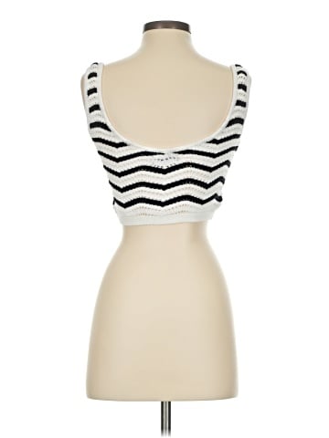PrettyLittleThing Sweater Vest (view 2)