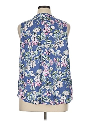 Croft & Barrow Sleeveless Blouse (view 2)
