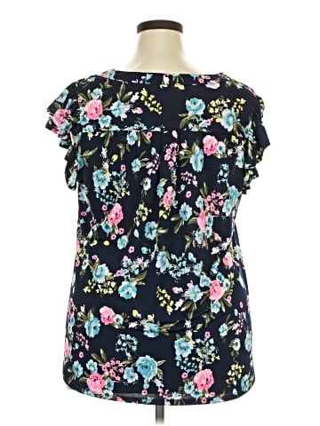 Dear Scarlett Short Sleeve Blouse (view 2)