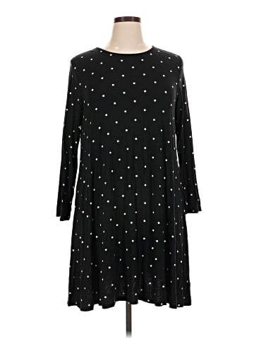 Old Navy Casual Dress (view 1)