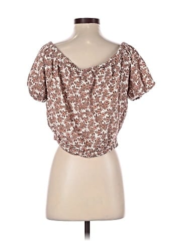Heroes & Dreamers Short Sleeve Blouse (view 2)