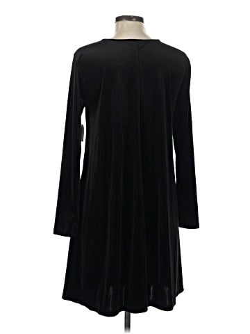 Old Navy Casual Dress (view 2)