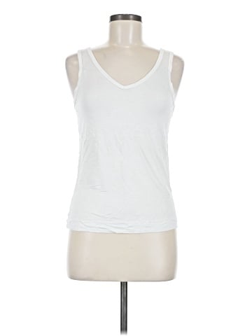 Danskin Tank Top (view 1)