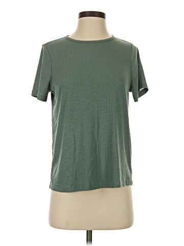 Old Navy Short Sleeve T-Shirt (view 1)