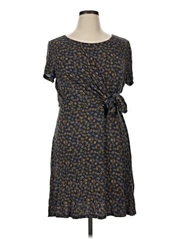 Ann Taylor LOFT Casual Dress (view 1)