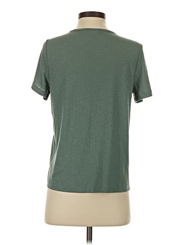 Old Navy Short Sleeve T-Shirt (view 2)