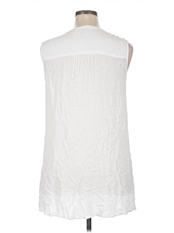 DR2 Sleeveless Blouse (view 2)