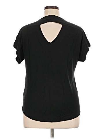 Pleione Short Sleeve T-Shirt (view 2)