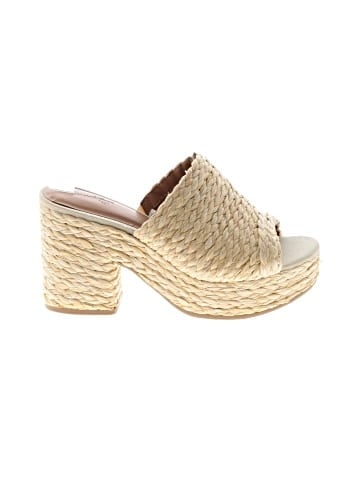 Universal Thread Heels (view 1)
