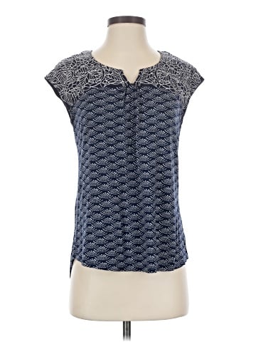 Skies Are Blue Sleeveless T-Shirt (view 1)