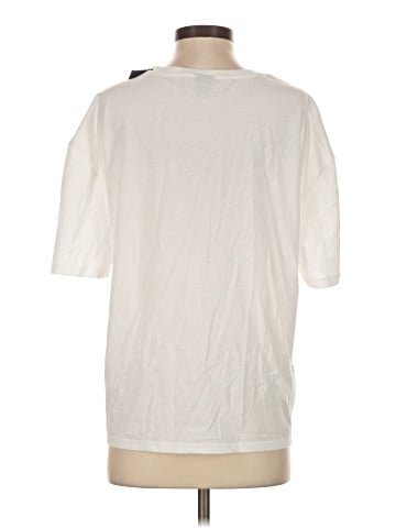 Roller Rabbit x Target Short Sleeve T-Shirt (view 2)