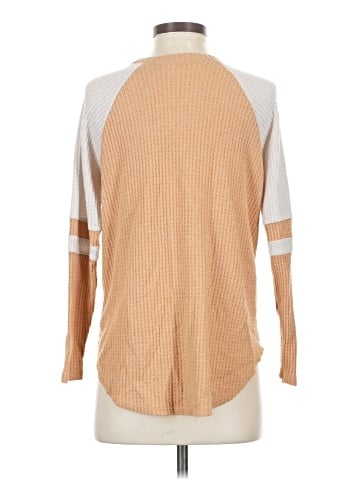 American Eagle Outfitters Pullover Sweater (view 2)