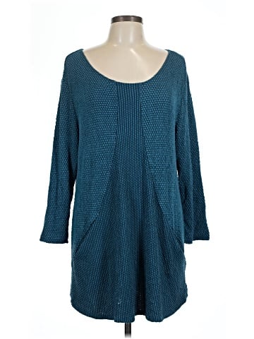 North Style 3/4 Sleeve Top (view 1)