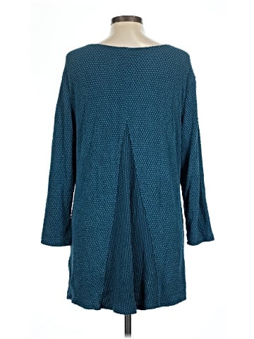 North Style 3/4 Sleeve Top (view 2)