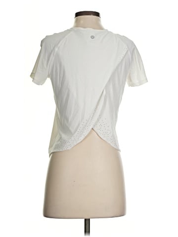 Lululemon Athletica Short Sleeve T-Shirt (view 2)