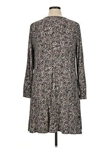 Old Navy Casual Dress (view 2)