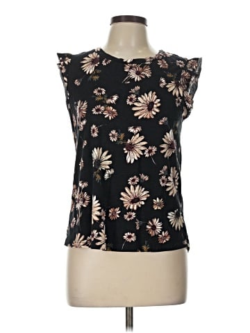Maurices Sleeveless T-Shirt (view 1)