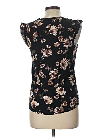 Maurices Sleeveless T-Shirt (view 2)