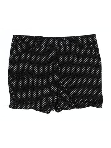 Zac & Rachel Shorts (view 1)