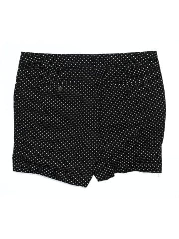 Zac & Rachel Shorts (view 2)
