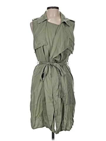 Bagatelle Vest (view 1)